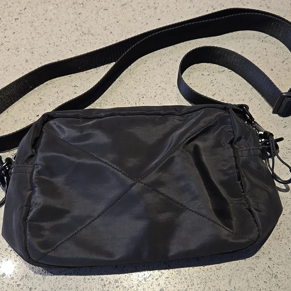 Nylon crossbody camera bag - Picture 3 of 6